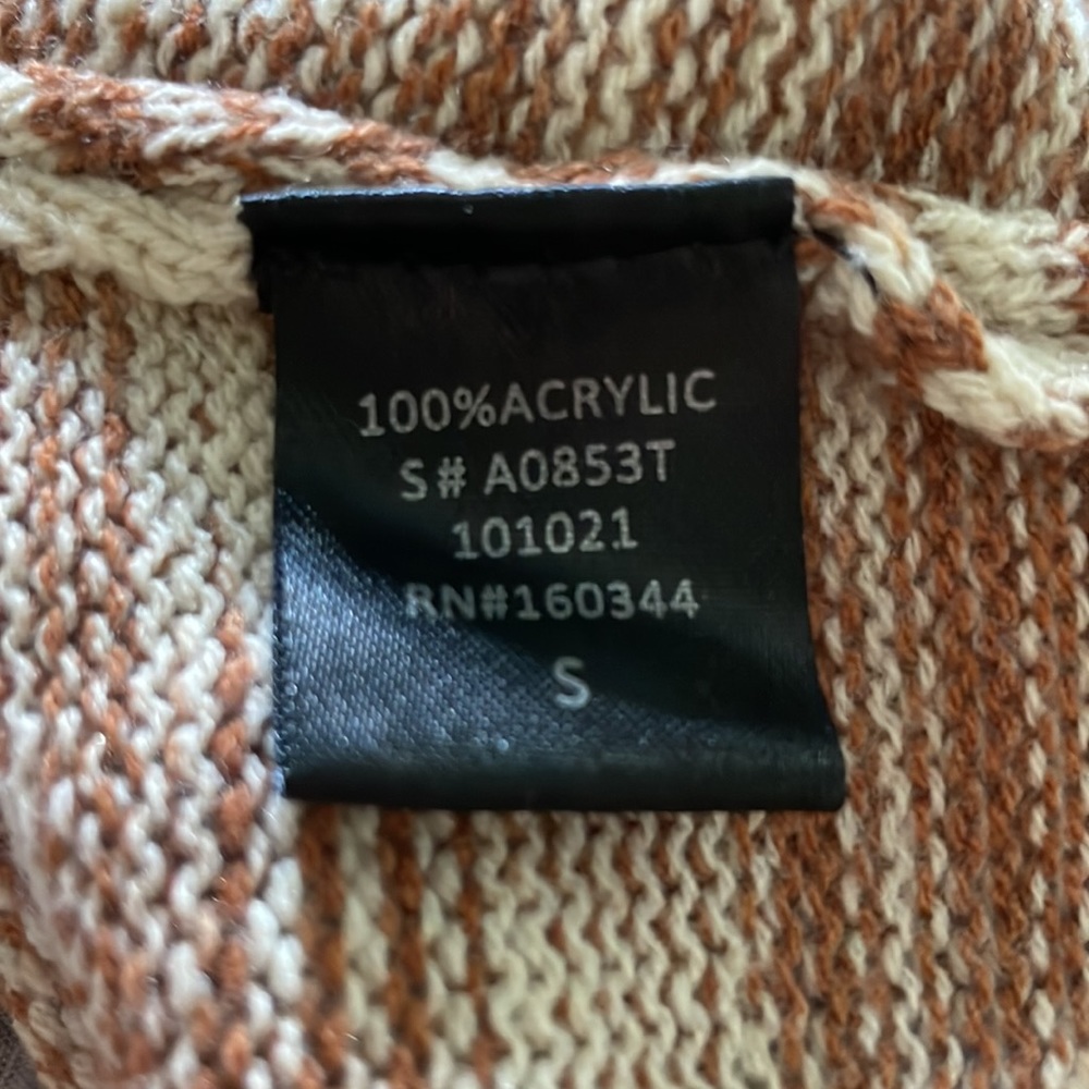 Open Back Knit Top - Picture 3 of 5